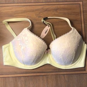 NEW V.S lace bra